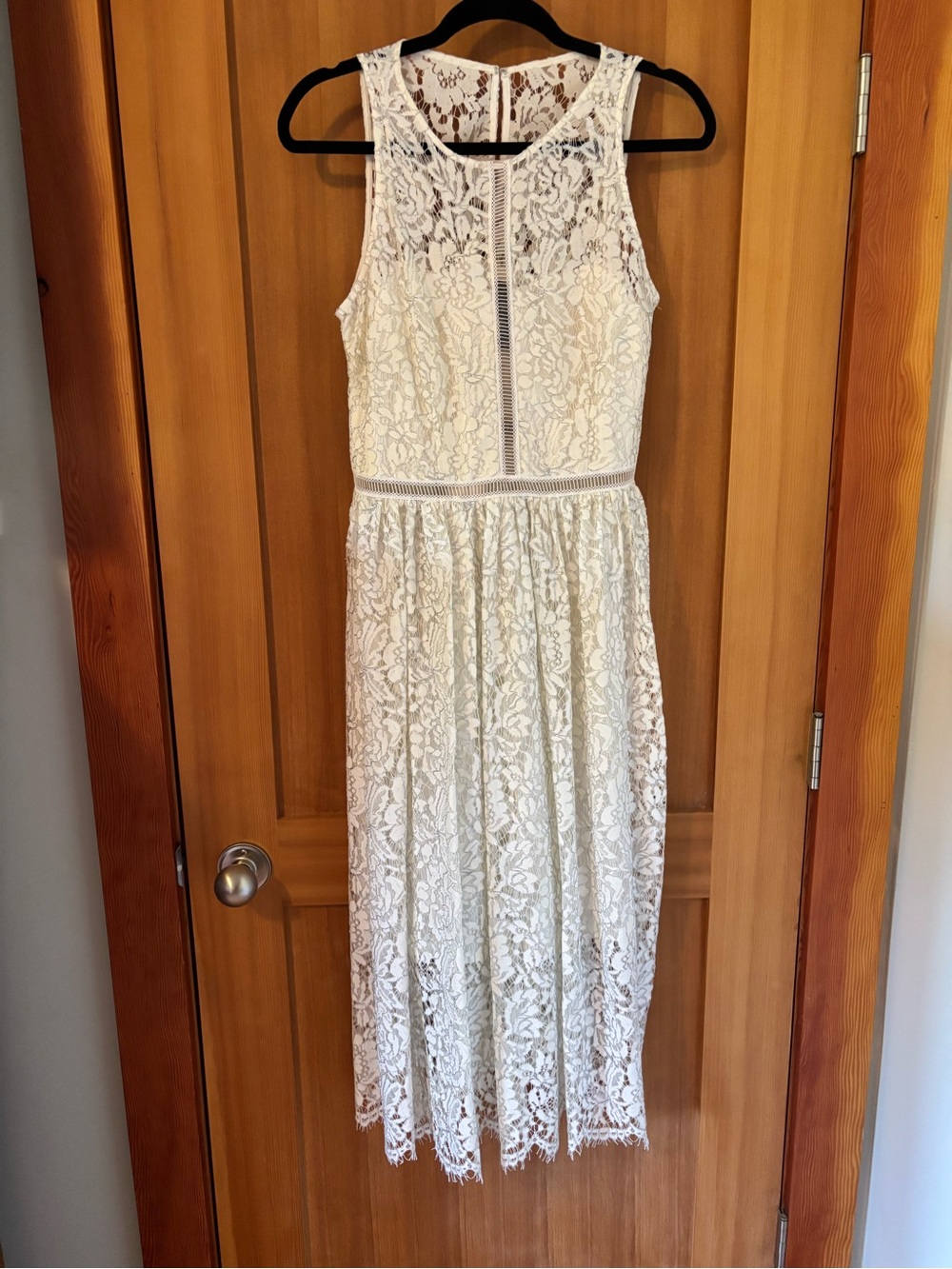 Adrianna Papell Ivory Lace Midi Dress with Sleeveless Bodice